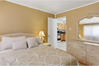 7514 Lockwood Avenue, Burbank, IL 60459 - Photo 17