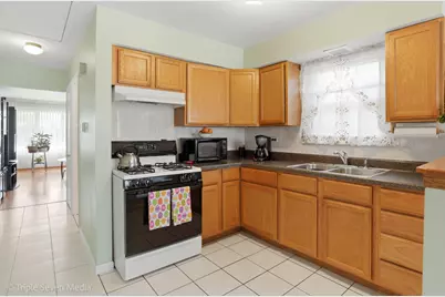 7514 Lockwood Avenue, Burbank, IL 60459 - Photo 19