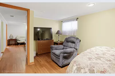 7514 Lockwood Avenue, Burbank, IL 60459 - Photo 27