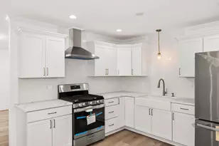 813 Audrey Ave, Joliet, IL 60436 - Photo 9