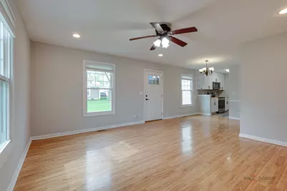 247 Sunset Court #247, Vernon Hills, IL 60061 - Photo 5