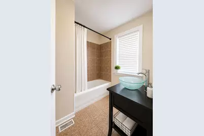720 Adams Street, Elgin, IL 60123 - Photo 7