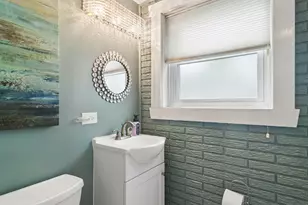 1029 Webster Ln, Schaumburg, IL 60193 - Photo 15