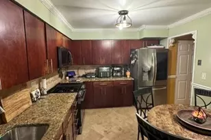 107 Autumn Ct, Buffalo Grove, IL 60089 - Photo 11