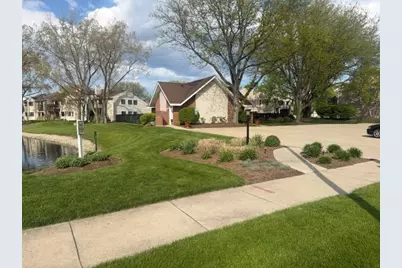 107 Autumn Court #107, Buffalo Grove, IL 60089 - Photo 27