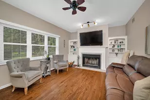 1147 Silo Hill Dr, Grayslake, IL 60030 - Photo 15