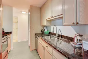 195 N Harbor Dr, Chicago, IL 60601 - Photo 17