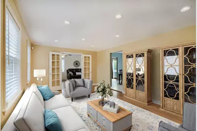 26 W Glenlake Avenue, Roselle, IL 60172 - Photo 3