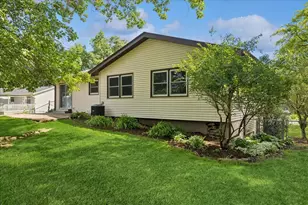4913 Redbird Ln, Crystal Lake, IL 60012 - Photo 25