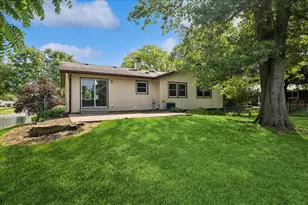 4913 Redbird Ln, Crystal Lake, IL 60012 - Photo 25