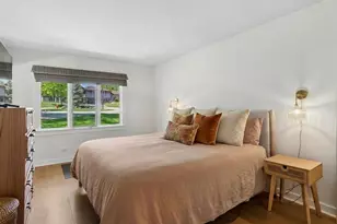 840 Hawthorne Dr, Naperville, IL 60540 - Photo 19