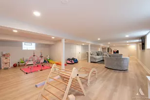 10715 S Lawndale Ave, Chicago, IL 60655 - Photo 17