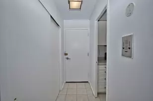 3950 N Lake Shore Dr, Chicago, IL 60613 - Photo 7