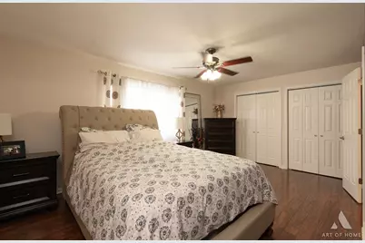 8040 Daniel Drive, Justice, IL 60458 - Photo 13