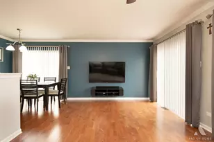 8040 Daniel Dr, Justice, IL 60458 - Photo 7