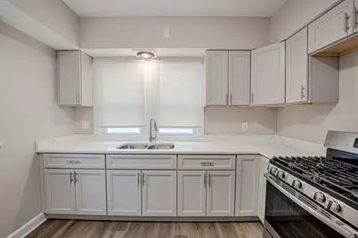 746 Jackson Street, Aurora, IL 60505 - Photo 13