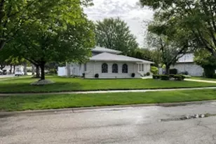 9117 S Tripp Ave S, Oak Lawn, IL 60453 - Photo 3