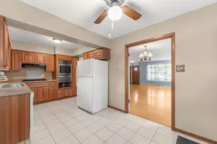 1631 187th St, Homewood, IL 60430 - Photo 11