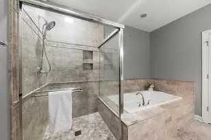 1045 Hickory Dr, Western Springs, IL 60558 - Photo 15