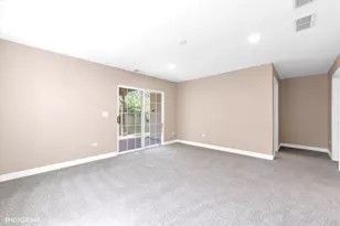 1331 Acorn Dr, Crest Hill, IL 60403 - Photo 19