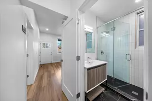2444 N Sheffield Ave, Chicago, IL 60614 - Photo 25