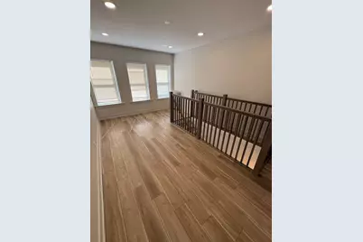 6254 N Whipple Street #1, Chicago, IL 60659 - Photo 5