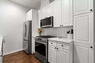 3453 N Racine Ave, Chicago, IL 60657 - Photo 9