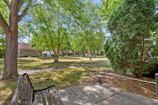 773 Village Cir, Marengo, IL 60152 - Photo 7