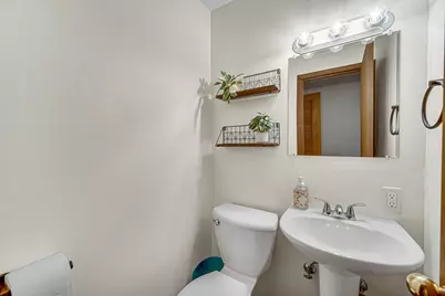 1551 Spruce Avenue, Hanover Park, IL 60133 - Photo 17