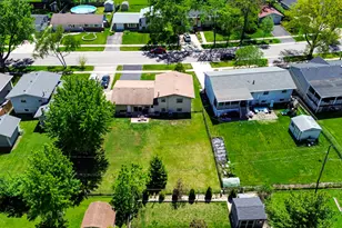 1551 Spruce Ave, Hanover Park, IL 60133 - Photo 21