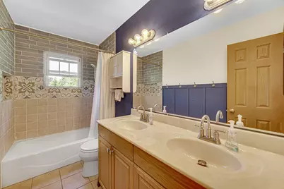 1551 Spruce Avenue, Hanover Park, IL 60133 - Photo 11