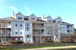 3333 Stratford Ct, Lake Bluff, IL 60044 - Photo 1