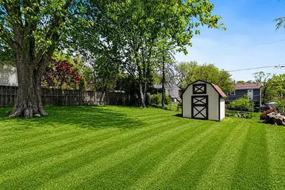 378 Council Trail, Lake in the Hills, IL 60156 - Photo 25