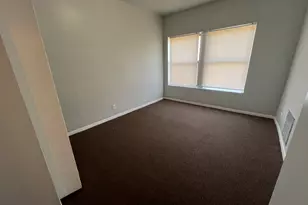 71 E 69th St, Chicago, IL 60637 - Photo 3