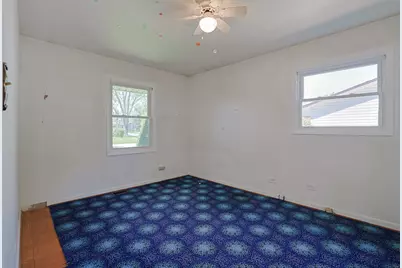 1057 Cedar Lane, Elk Grove Village, IL 60007 - Photo 19