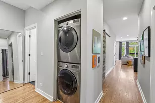 2319 N Leavitt St, Chicago, IL 60647 - Photo 19