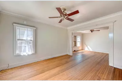 10204 S Lafayette Avenue, Chicago, IL 60628 - Photo 5