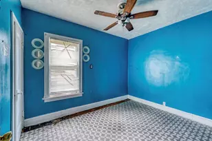 10204 S Lafayette Ave, Chicago, IL 60628 - Photo 9