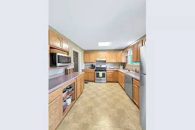1939 Revere Street, Freeport, IL 61032 - Photo 11
