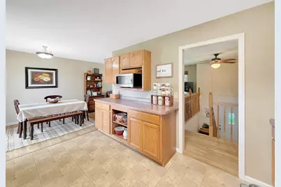 1939 Revere Street, Freeport, IL 61032 - Photo 7