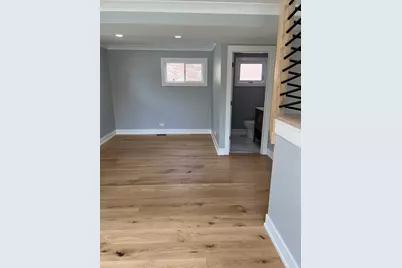 9555 Merton Avenue, Oak Lawn, IL 60453 - Photo 11