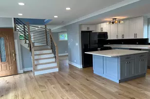 9555 Merton Ave, Oak Lawn, IL 60453 - Photo 3