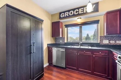 655 Perrie Drive #206, Elk Grove Village, IL 60007 - Photo 9