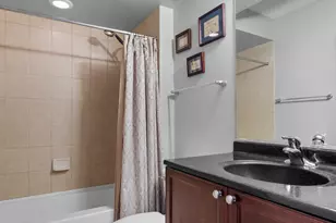 655 Perrie Dr, Elk Grove Village, IL 60007 - Photo 15
