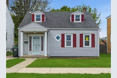 8720 S Richmond Avenue, Evergreen Park, IL 60805 - Photo 1