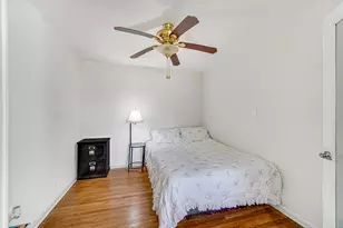 9351 Lady Bird Ln, Des Plaines, IL 60016 - Photo 11