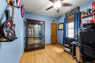 5136 W Winona St, Chicago, IL 60630 - Photo 9