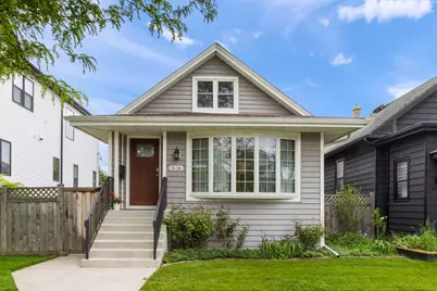 5136 W Winona Street, Chicago, IL 60630 - Photo 1