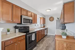 215 N Yates St, Alpha, IL 61413 - Photo 13