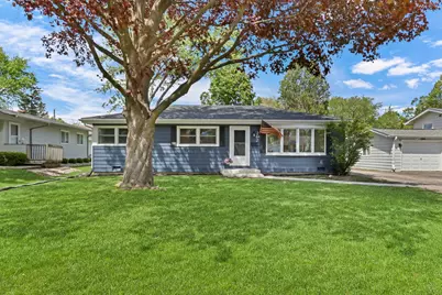 262 Normandy Lane, Grayslake, IL 60030 - Photo 1